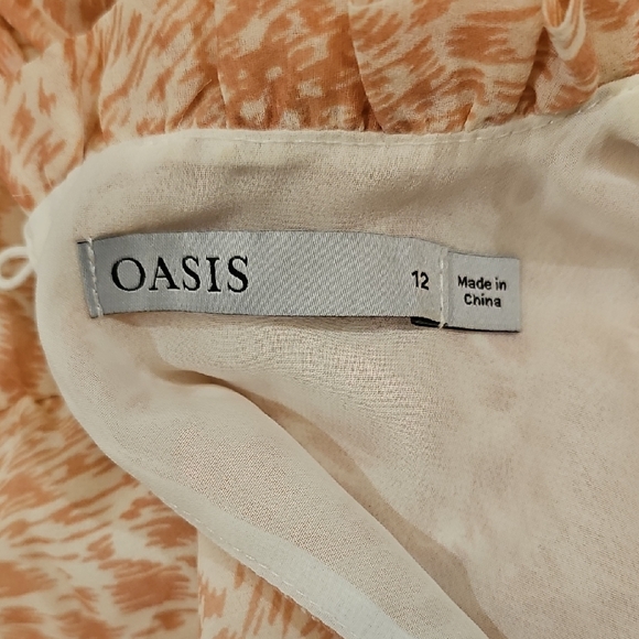 Oasis Peach, Cream Patterned Flutter Sleeve Pleated Skirt Midi Dress Sz 12 - Picture 8 of 9